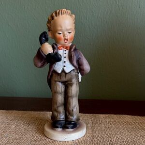 Vintage Goebel M.J. Hummel “Hello” Boy Telephone Figurine 1979 W Germany